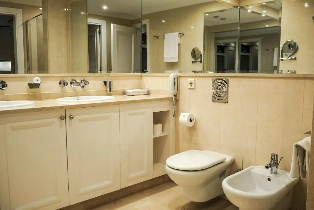 Aparthotel Puerto Anfi- Luxury- Penthouse- Sleeps 9- Amazing Sea Views Mogán 0*,  Spagna